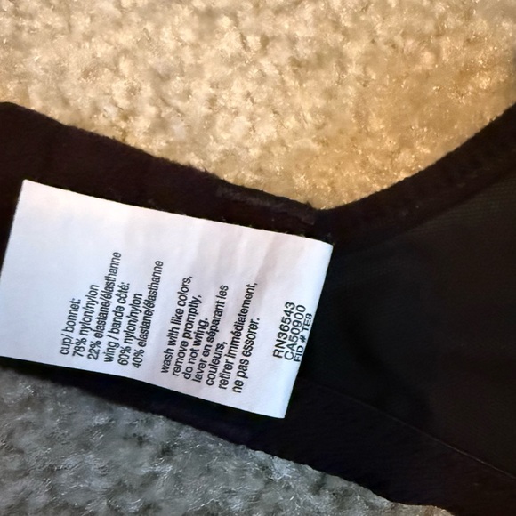 Lot of 4 no underwire bras - 3 sz 34D, 1 sz 36C - Picture 5 of 12